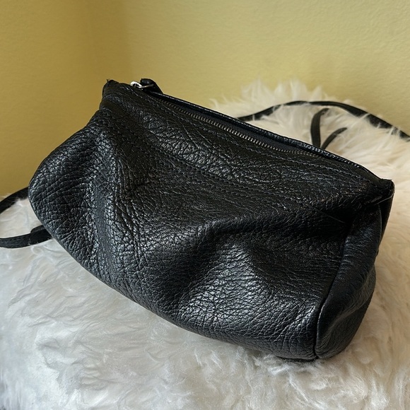 💯Authentic Givenchy Pandora Black Leather Mini Crossbody Bag🍀 - Picture 7 of 15